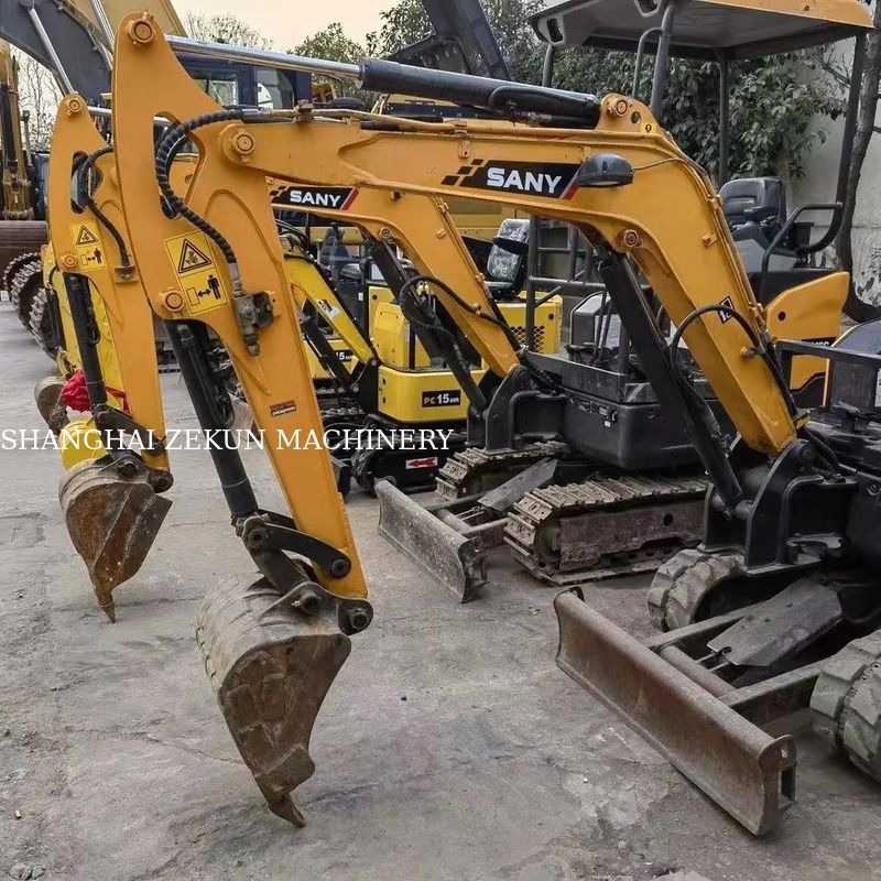 10.3KW Sany SY16C 1.6톤 미니 발굴기 고무 타이어와 오리지널 수압 펌프
