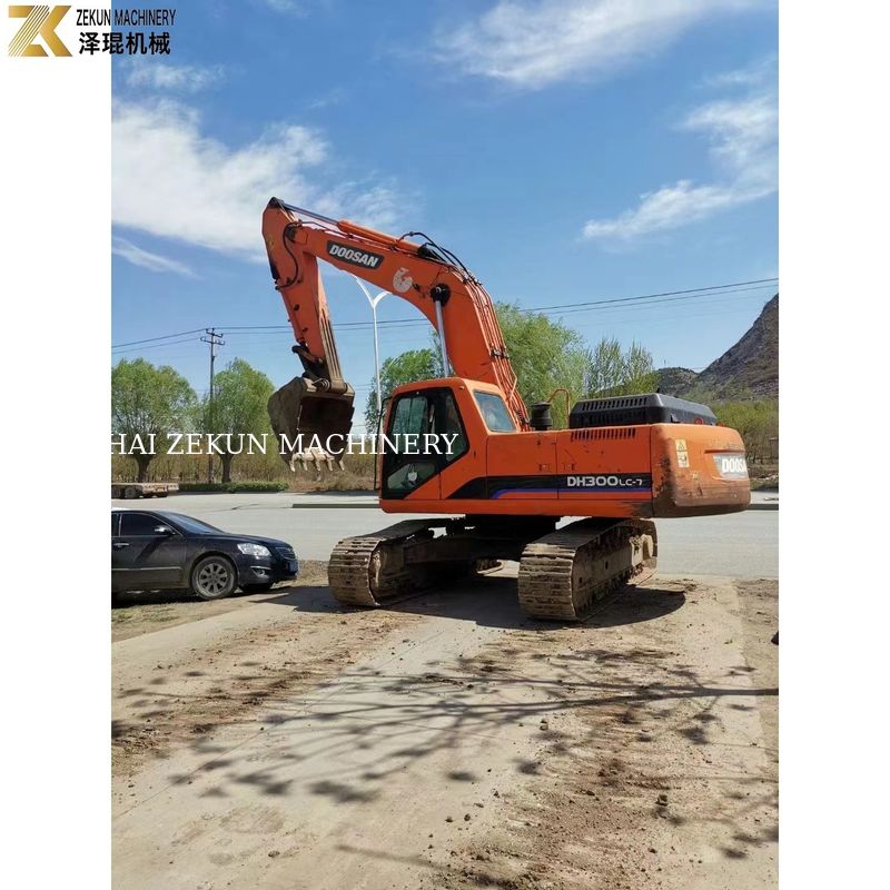 DH300-7 사용 된 Doosan Excavator 30Ton 2017 년 광산용 수압 실린더