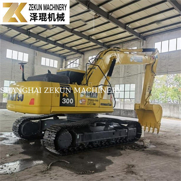 32톤 1.8m3 사용 된 휠 로더 KOMATSU PC 300-7LC HD 6LE LC-8