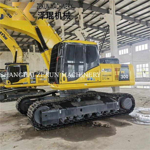 32톤 1.8m3 사용 된 휠 로더 KOMATSU PC 300-7LC HD 6LE LC-8