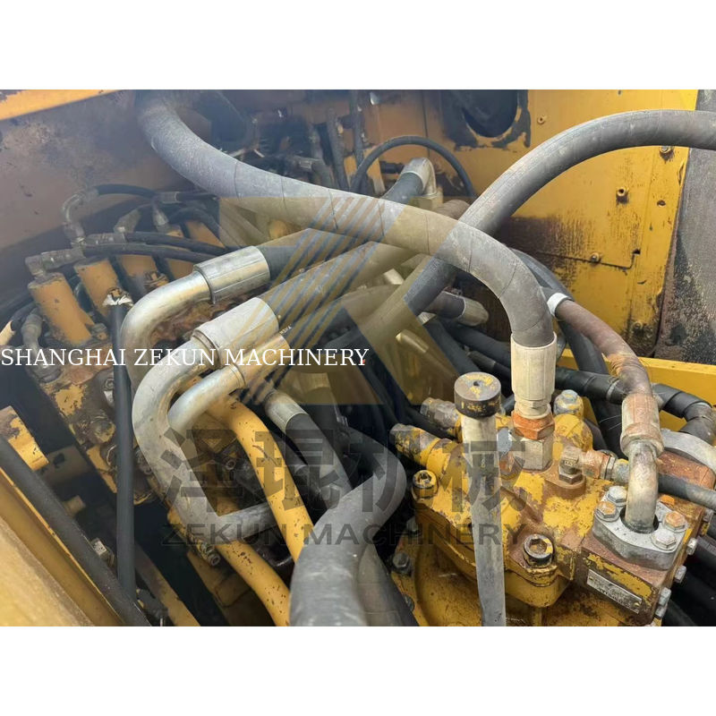 일본에서 사용 된 20000KG 기계 무게의 CAT 320D 발굴기 좋은 상태