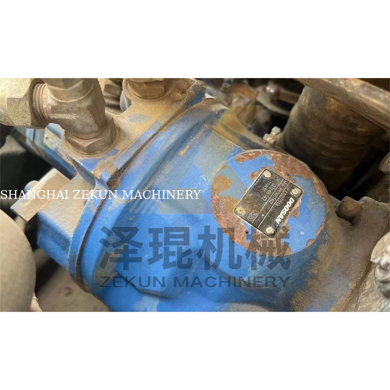 2015 년 사용 된 Doosan DH60-7 발굴기 좋은 상태 좋은 5500 KG 기계 무게