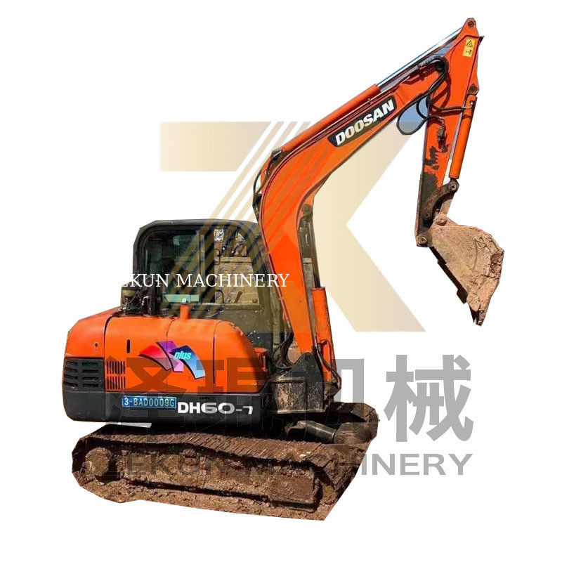 5500 KG Doosan60-7 DH55/DH60-7/80-7 DH60/DH60-7 0~2000시간 작업시간을 가진 발굴기