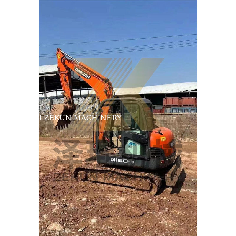5500 KG Doosan60-7 DH55/DH60-7/80-7 DH60/DH60-7 0~2000시간 작업시간을 가진 발굴기