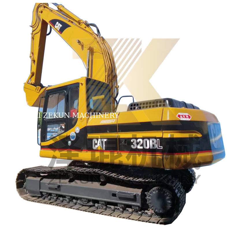 사용 된 Cat 320 BL Excavator 0.92 m3 버킷 용량 및 2001-4000 작업 시간