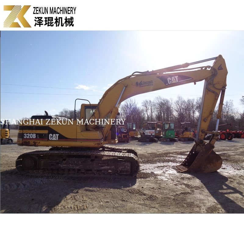 CAT 320 BL 발굴기와 97kw Caterpillar 엔진으로 가능해진 땅 채굴