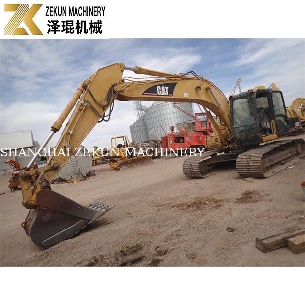 저렴한 가격에 엔진과 수압 펌프가 있는 Cat 320 D2 발굴기 4000 작업 시간