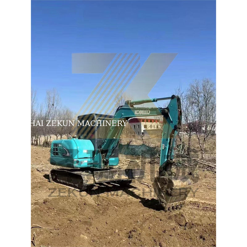 좋은 상태 사용 된 Kobelco SK60-3/5/8/10 미니 발굴기 6톤 35.5KW 전력