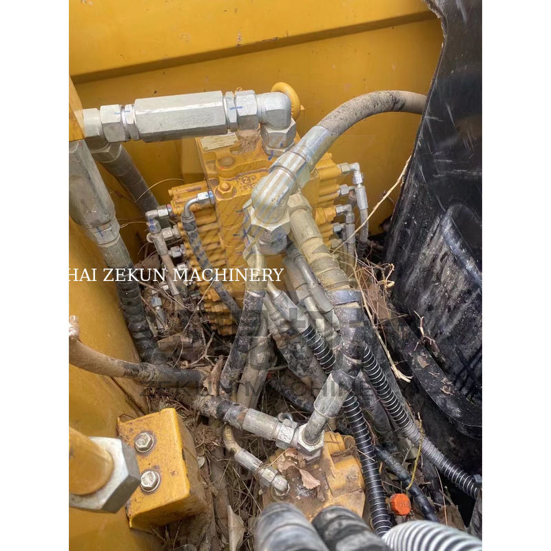 상하이에서 사용 된 Sany SY75C 크롤러 발굴기 55 KW 전력 및 7000 KG 무게
