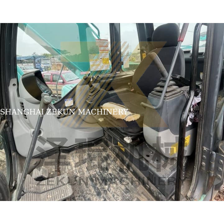 2018 사용 된 Kobelco SK200-8 발굴기 기계와 낮은 작업 시간 최고의 상태