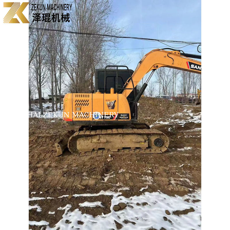 사용 된 SANY 75C 발굴기 및 작업 시간 2001-4000 기계 무게만 7500 KG