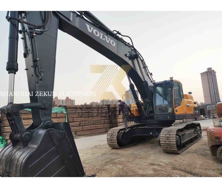 사용 된 VOLVO EC480DL 발굴기 270KW 전력 및 1.77 3.8 m3 버킷 용량