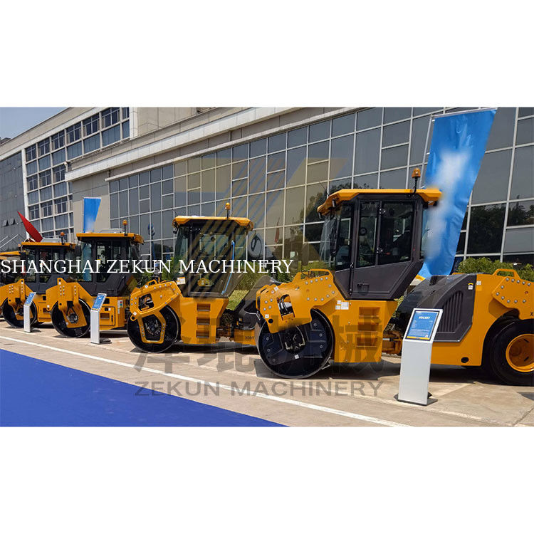 13톤 XCMG XD135T 듀얼 드럼 롤러 EU 단계 III 도로 건설 장비
