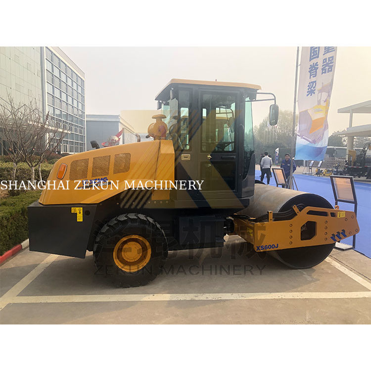 사용된 XCMG XS600J 6T 롤러