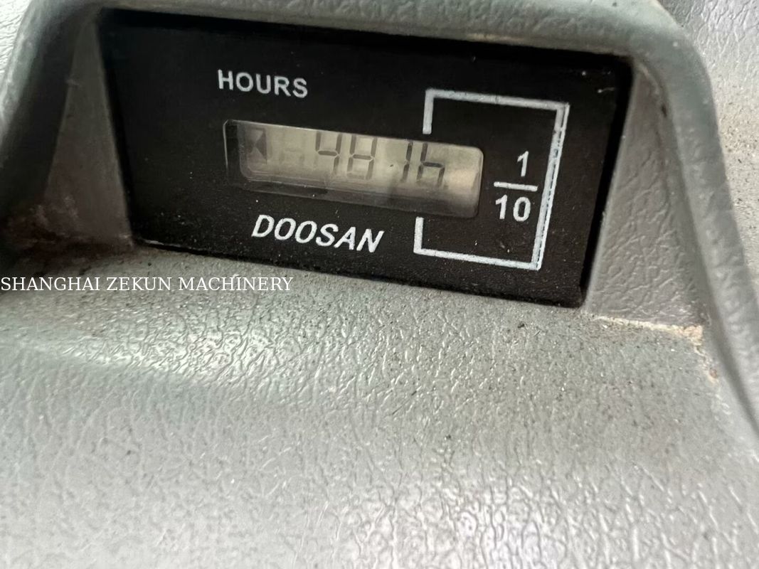 사용 된 2020 Doosan DX380 발굴기 4 816 작업 시간 좋은 상태