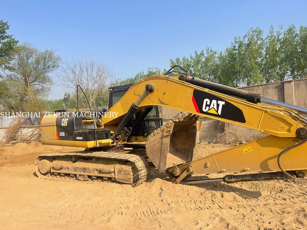 2020 Cat 320D2L 발굴기 21톤 5127시간 B2B 구매에 적합합니다