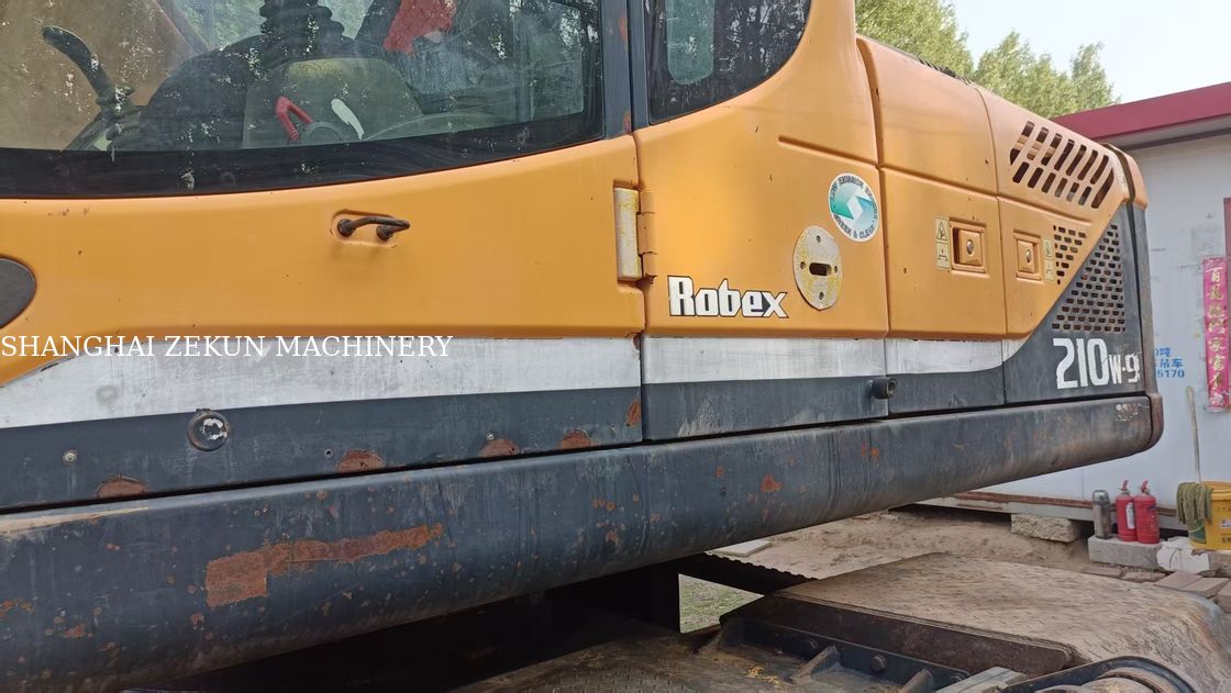 현대 R210W-9 바퀴 발굴기 330L 연료 탱크 용량 및 수압 밸브