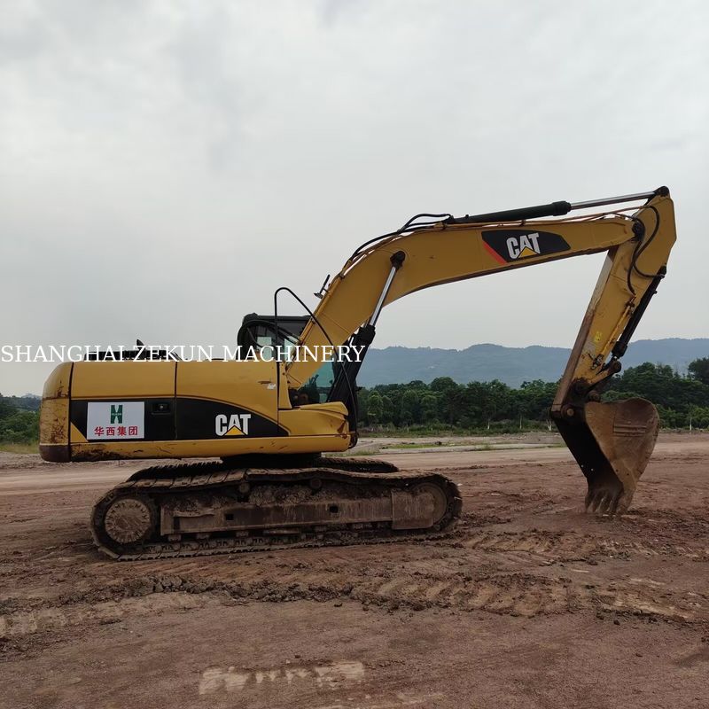 2016년식 CAT 320D 굴착기 20톤급, CAT C6.4 ACERT 엔진, 최대 굴착 깊이 680mm
