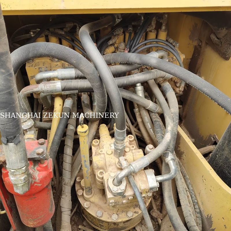 2016년식 CAT 320D 굴착기 20톤급, CAT C6.4 ACERT 엔진, 최대 굴착 깊이 680mm