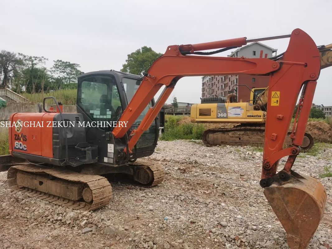 2023 히타치 ZX60C-6A 굴삭기 2785시간 작동 중량 5 Tier 3 / Stage III 배기 기준 충족