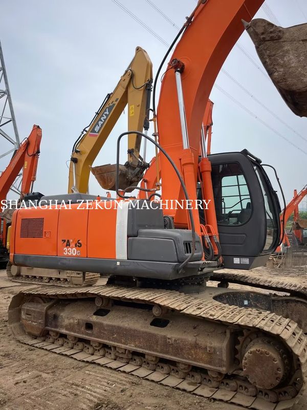 히타치 ZX200-3G 발굴기 10658hrs 팔 길이 2.94m 최대 파고 높이 620mm